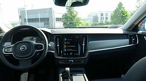 Volvo  Momentum Pro B4 Diesel Automatik
